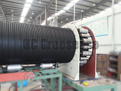 塑鋼纏繞管設備